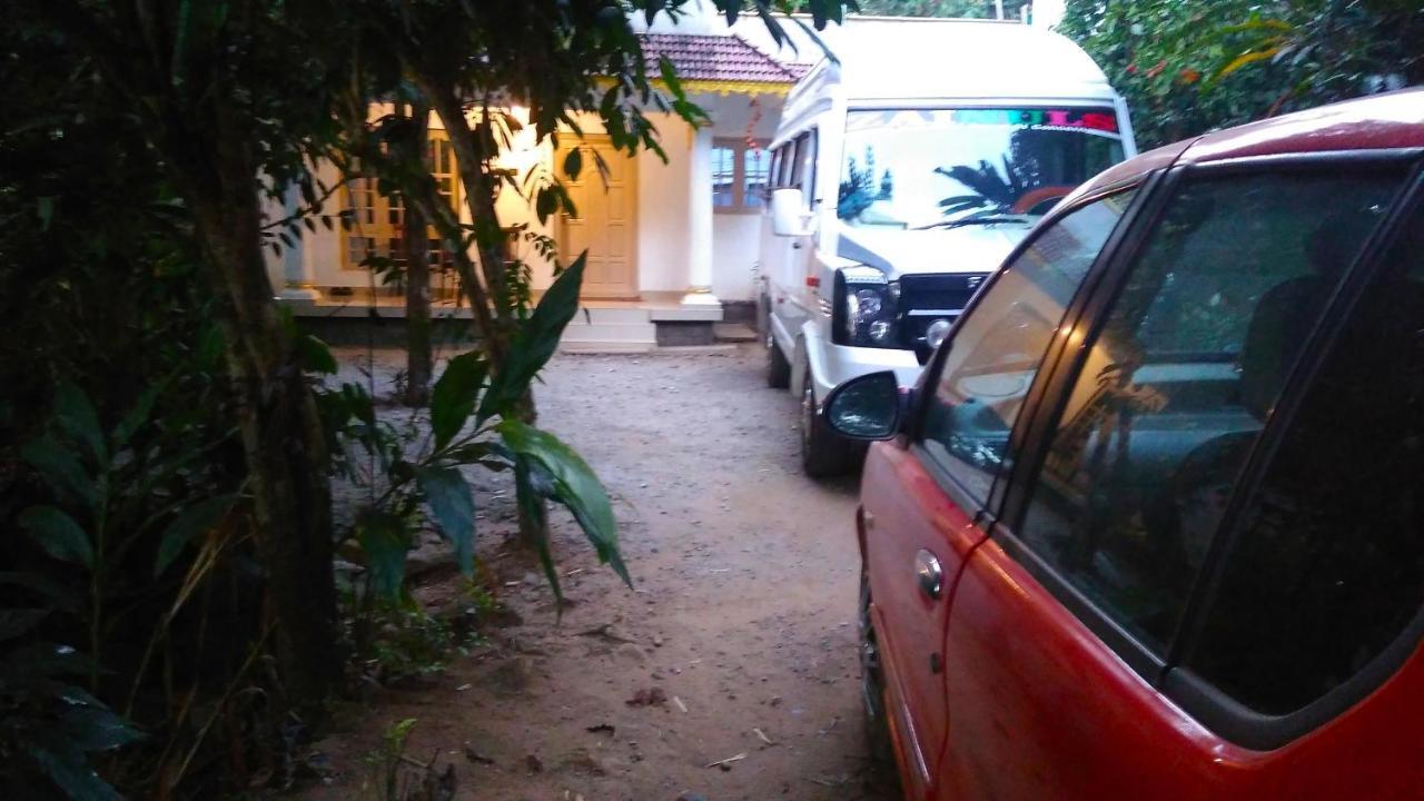 Leeland Munnar Bed & Breakfast Exterior photo